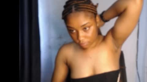 queen online show from December 3, 2024, 9:44 am