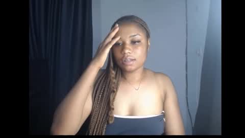 queen online show from December 8, 2024, 3:35 pm