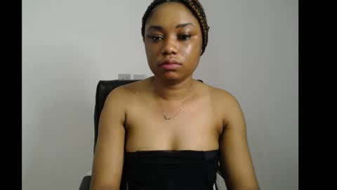 queen online show from January 4, 2025, 7:24 am