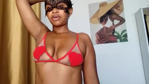 Snapshot of wet_rose001 chatting on January 19, 2026, 9:24 am Rozie online show from January 19, 2026, 9:24 am