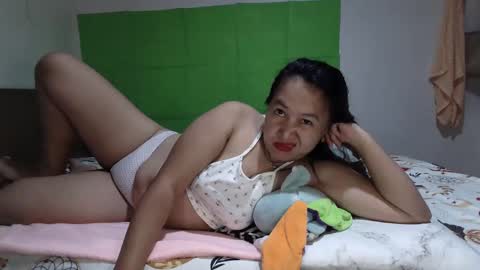 Snapshot of wetasianbelle chatting on November 4, 2025, 3:55 pm Belle online show from November 4, 2025, 3:55 pm