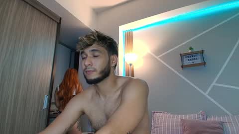 Snapshot of wetbubble chatting on November 2, 2025, 5:10 am Mia and Dylan online show from November 2, 2025, 5:10 am