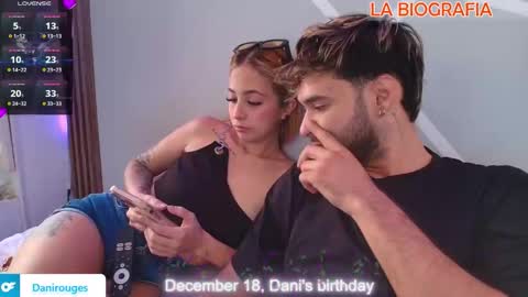 Snapshot of wetbubble chatting on December 17, 2025, 6:25 pm Mia and Dylan online show from December 17, 2025, 6:25 pm