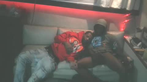 wetdreamz101 online show from November 26, 2025, 3:07 am