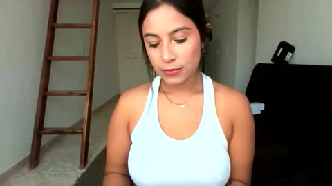 Megan Raves online show from February 25, 2026, 4:49 pm