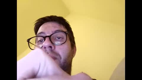 Snapshot of whatwouldyouliketosee chatting on October 26, 2025, 3:01 am stoffy online show from October 26, 2025, 3:01 am