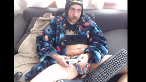 Snapshot of whiskyjane chatting on January 14, 2025, 2:11 pm Whisky Jane Autumn Cabin Fever online show from January 14, 2025, 2:11 pm