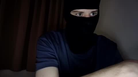 whispero_o online show from January 8, 2026, 2:41 pm