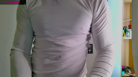 Snapshot of white_king999 chatting on February 3, 2026, 11:37 am Max online show from February 3, 2026, 11:37 am