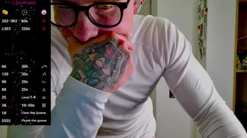 Snapshot of white_king999 chatting on February 26, 2026, 5:01 pm Max online show from February 26, 2026, 5:01 pm