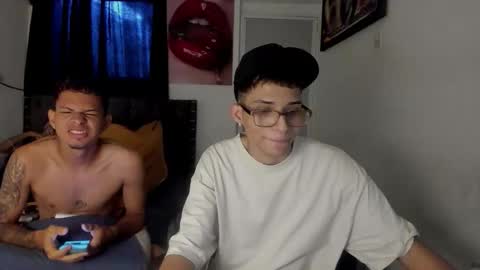 white online show from April 9, 2026, 7:08 pm