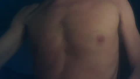 Whiteduke online show from September 20, 2025, 6:42 pm