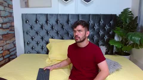 Dylan white online show from February 15, 2025, 1:21 am