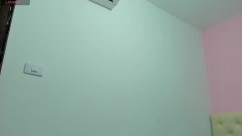 whitney online show from January 8, 2026, 2:47 am