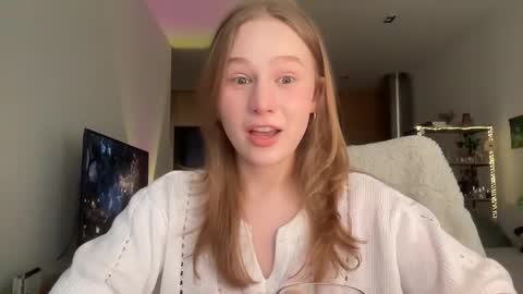 Alisa online show from March 12, 2026, 7:47 am