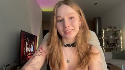 Alisa online show from April 11, 2026, 7:56 am