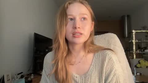 Snapshot of whoisalisa chatting on June 29, 2026, 10:15 am Alisa online show from June 29, 2026, 10:15 am
