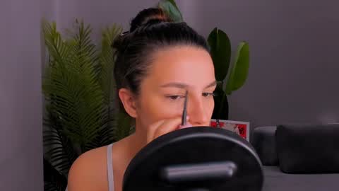 Snapshot of whoislulu chatting on December 14, 2024, 7:25 pm whoislulu online show from December 14, 2024, 7:25 pm