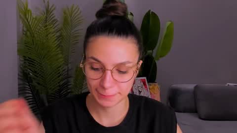 Snapshot of whoislulu chatting on January 11, 2025, 10:29 pm whoislulu online show from January 11, 2025, 10:29 pm