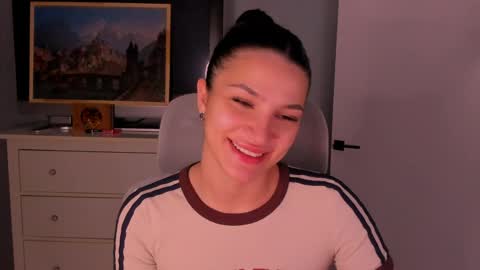 Snapshot of whoislulu chatting on May 31, 2026, 8:32 pm whoislulu online show from May 31, 2026, 8:32 pm
