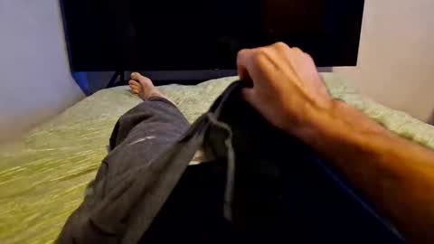 Snapshot of whoknowssomeone chatting on November 7, 2025, 5:13 pm whoknowssomeone online show from November 7, 2025, 5:13 pm