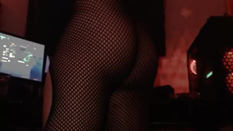 whoknowssss99 online show from November 2, 2025, 12:57 am