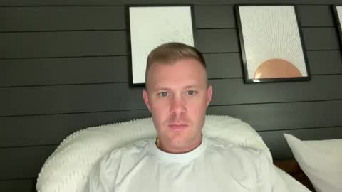 Snapshot of whoops1017 chatting on September 10, 2025, 4:40 pm whoops1017 online show from September 10, 2025, 4:40 pm