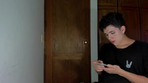 whos_he online show from January 10, 2026, 8:32 pm