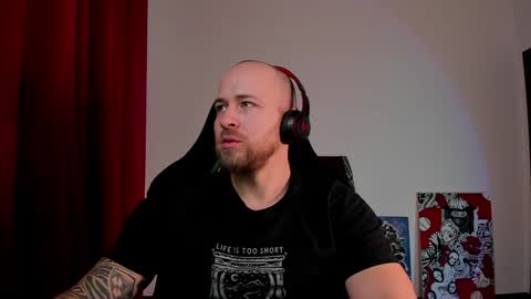 VI online show from December 15, 2024, 7:42 pm