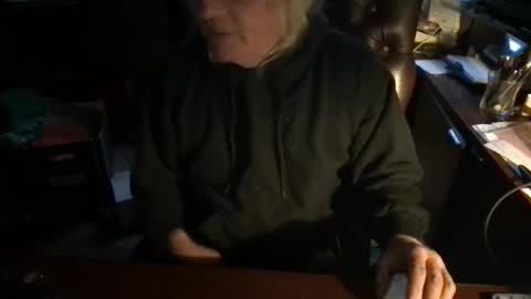 Snapshot of wickedcockstevie chatting on November 19, 2025, 9:48 pm stevie online show from November 19, 2025, 9:48 pm