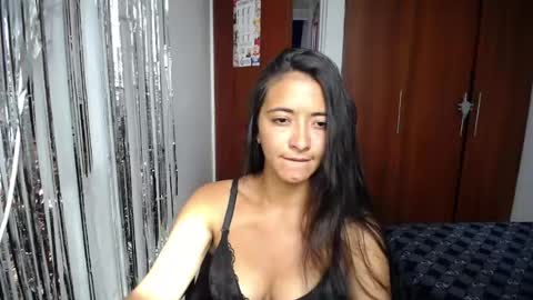 Ilauren online show from May 20, 2026, 7:20 pm