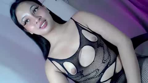 wildest_dream1 online show from November 10, 2025, 6:18 pm