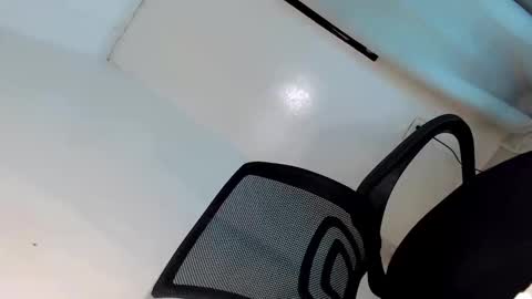 wildest_dream1 online show from December 20, 2025, 3:30 pm