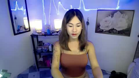 Snapshot of wildflowermitch chatting on November 7, 2025, 12:21 am Mitch online show from November 7, 2025, 12:21 am