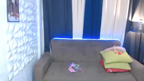 Snapshot of wildhot_pauleen4uxxx chatting on October 9, 2025, 6:17 pm pauleen online show from October 9, 2025, 6:17 pm