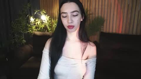 Snapshot of wildkittenx_ chatting on November 7, 2025, 7:19 am Alena online show from November 7, 2025, 7:19 am