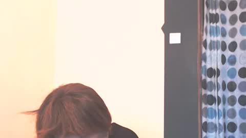 WildRedCat online show from January 18, 2026, 10:30 am