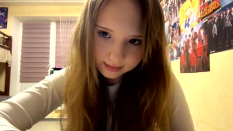 Snapshot of willenasow chatting on February 2, 2026, 3:11 pm Olivia online show from February 2, 2026, 3:11 pm