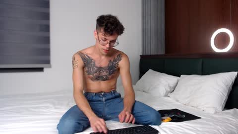 William online show from January 26, 2025, 12:11 pm