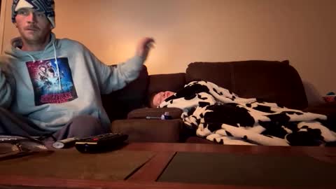 lovEEdovEE online show from February 14, 2026, 12:02 pm