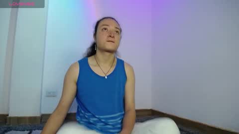 Snapshot of willmonkey chatting on December 31, 2024, 2:25 pm willmonkey online show from December 31, 2024, 2:25 pm