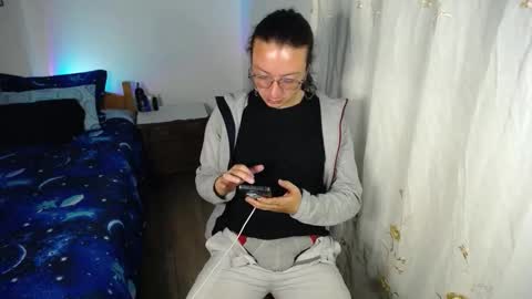 Snapshot of willmonkey chatting on February 13, 2026, 3:24 am willmonkey online show from February 13, 2026, 3:24 am