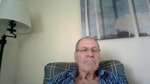 Snapshot of willnedoher chatting on December 14, 2024, 1:59 pm Willhedoher online show from December 14, 2024, 1:59 pm