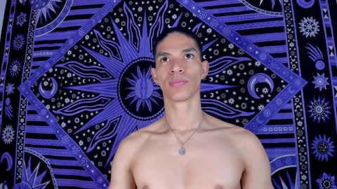 willy_veins online show from December 16, 2024, 12:06 pm