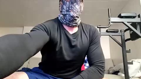 willynn83 online show from March 3, 2026, 5:46 am