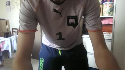 Snapshot of willyturin chatting on December 1, 2025, 1:05 pm willyturin online show from December 1, 2025, 1:05 pm