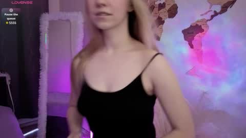 Snapshot of wilonebute chatting on February 2, 2026, 7:34 pm Mary online show from February 2, 2026, 7:34 pm