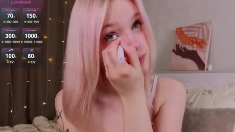 Snapshot of wilonebute chatting on February 6, 2026, 1:21 am Mary online show from February 6, 2026, 1:21 am