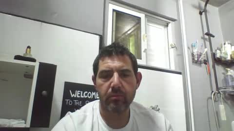 Snapshot of windowpane5 chatting on December 22, 2024, 4:27 pm windowpane online show from December 22, 2024, 4:27 pm
