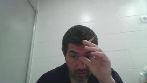 Snapshot of windowpane5 chatting on March 1, 2025, 1:18 pm windowpane online show from March 1, 2025, 1:18 pm